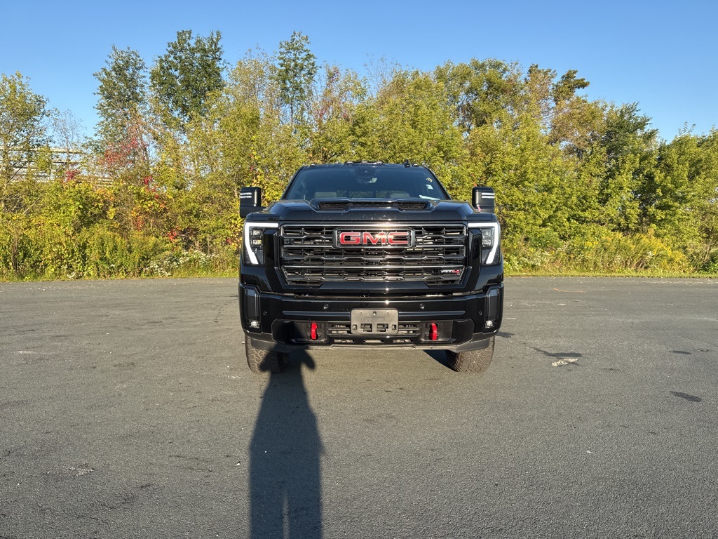2024 Gmc Sierra HD AT4 photo 2