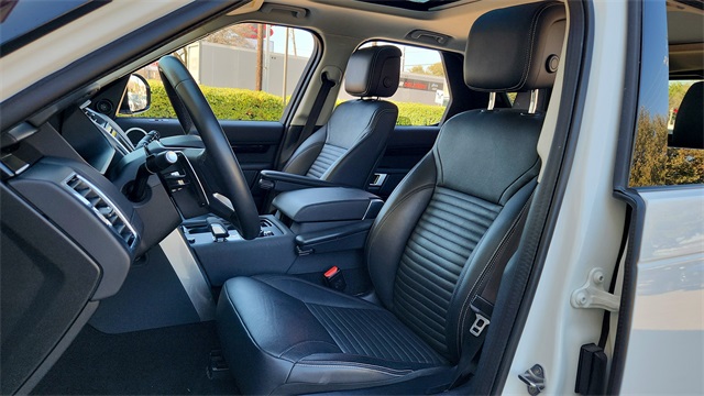 2024 Land Rover Discovery