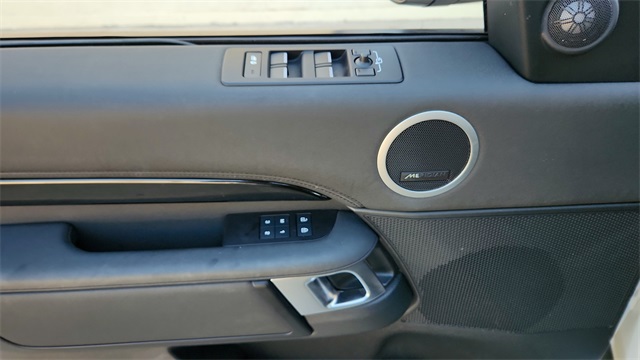 2024 Land Rover Discovery