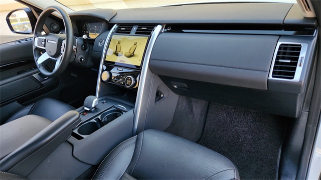 2024 Land Rover Discovery