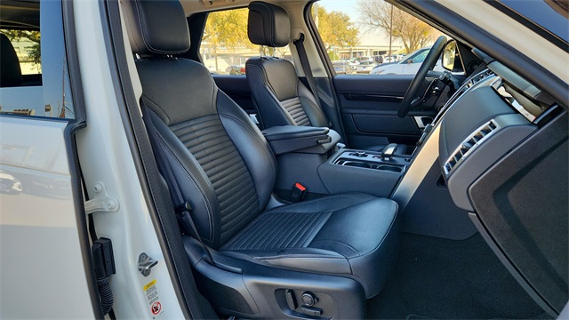 2024 Land Rover Discovery