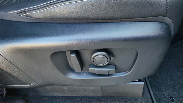 2024 Land Rover Discovery