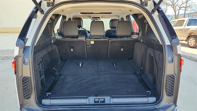 2024 Land Rover Discovery