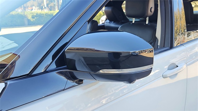 2024 Land Rover Discovery