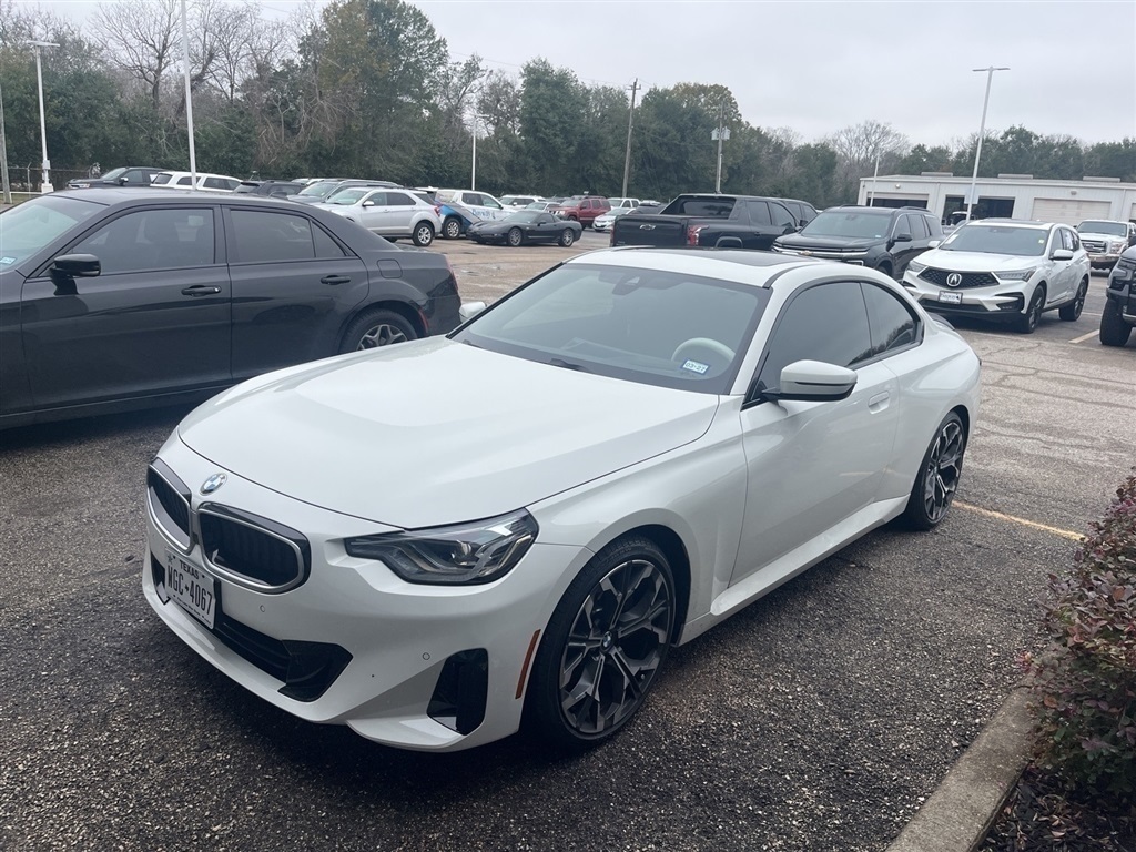 2025 BMW 2 Series 230i Coupe RWD