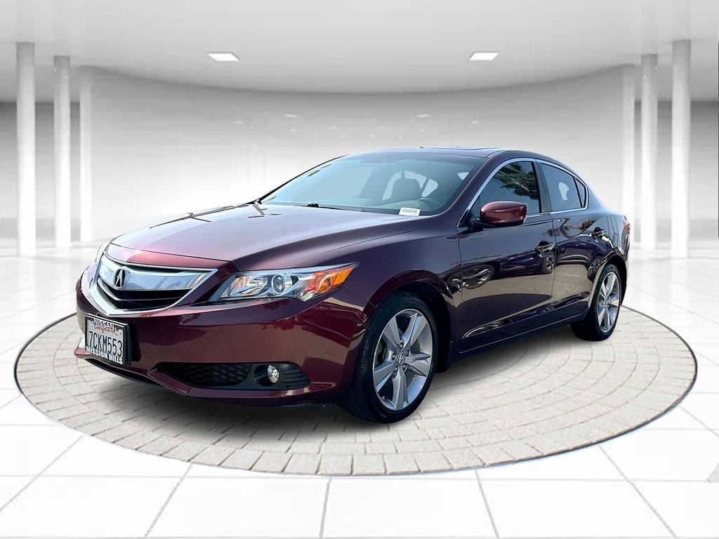 2014 Acura ILX 2.0L FWD with Premium Package