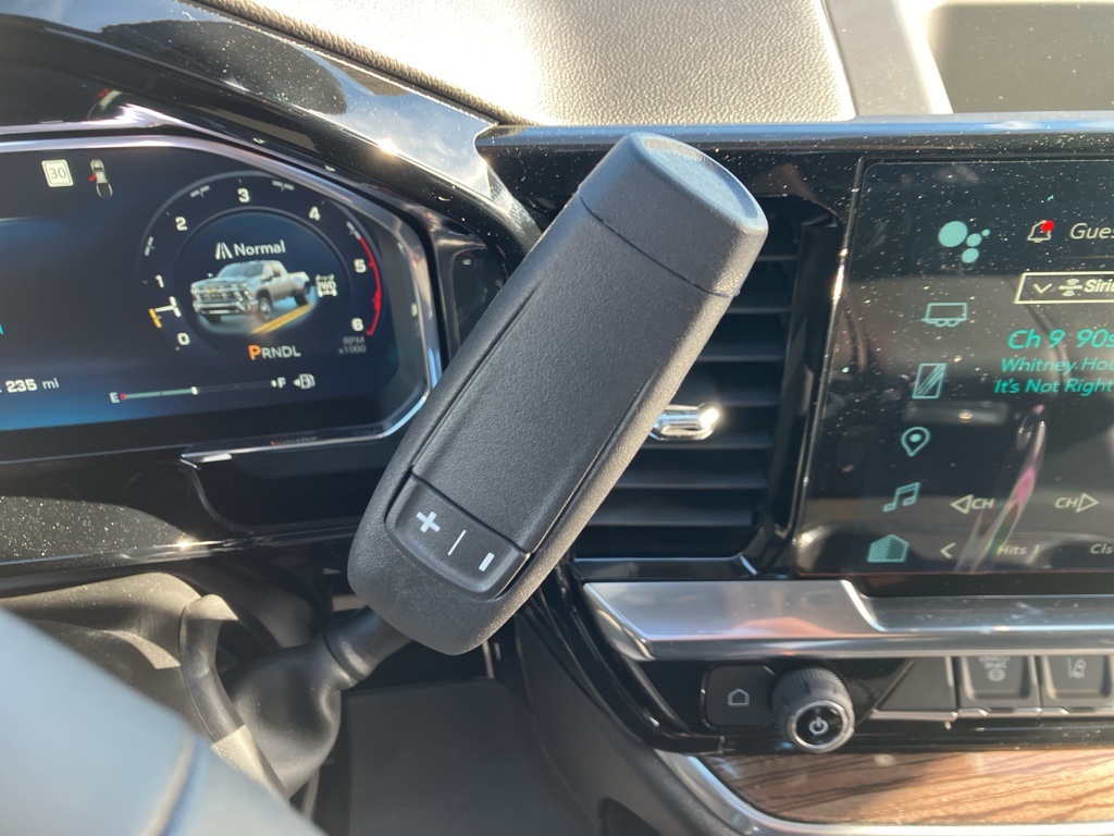 ChevroletSilverado 3500HD16