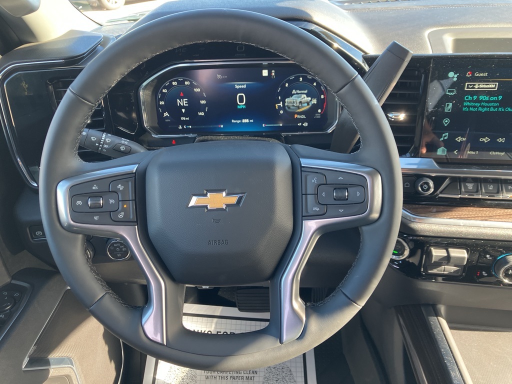 ChevroletSilverado 3500HD17