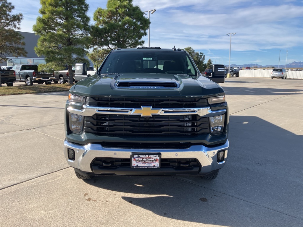 ChevroletSilverado 3500HD9