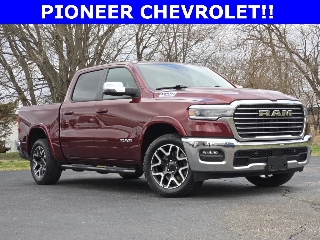 2025 RAM 1500 Laramie Crew Cab 4WD