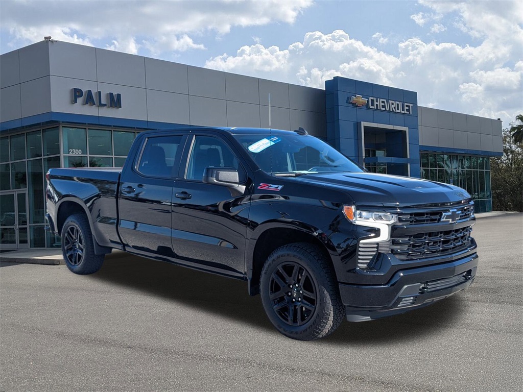 2022 Chevrolet Silverado 1500 RST Crew Cab 4WD