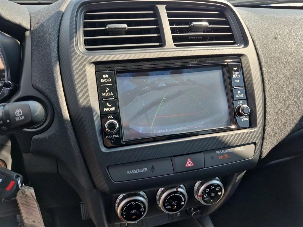 2025 Mitsubishi Outlander Sport 2.0 ES White at North Houston Mitsubishi