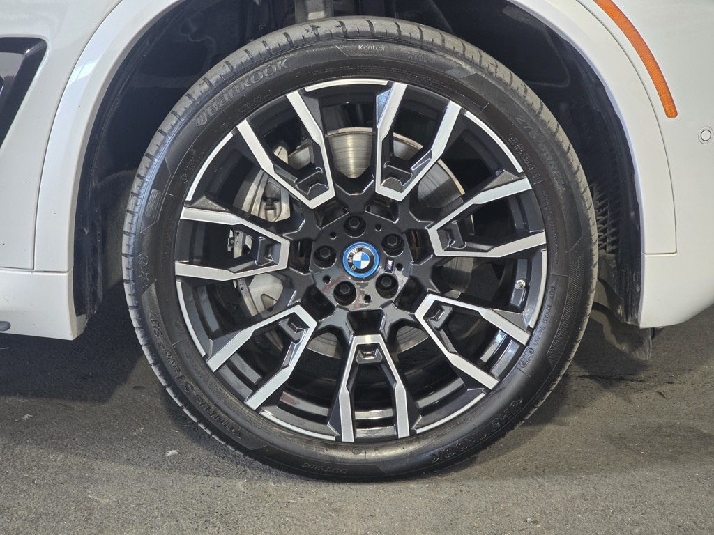 Thumbnail: 2024 BMW X5 - 4
