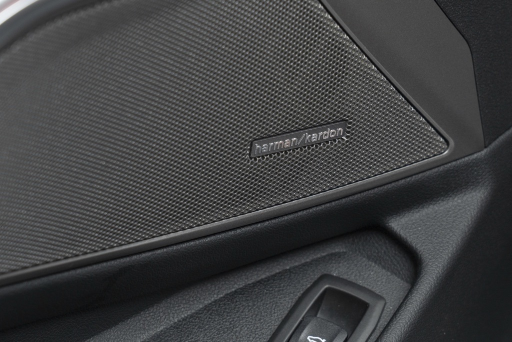 2023 BMW M3 Competition - Photo 10