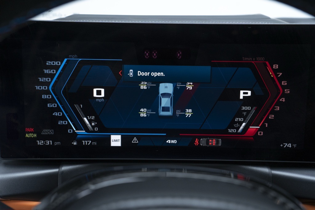 2023 BMW M3 Competition - Photo 17