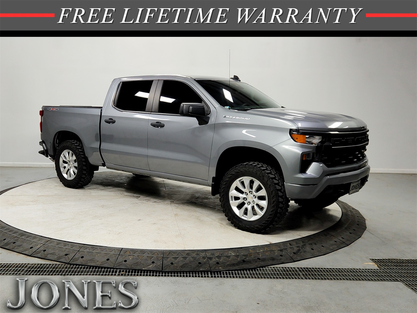 2024 Chevrolet Silverado 1500 Custom Crew Cab 4WD