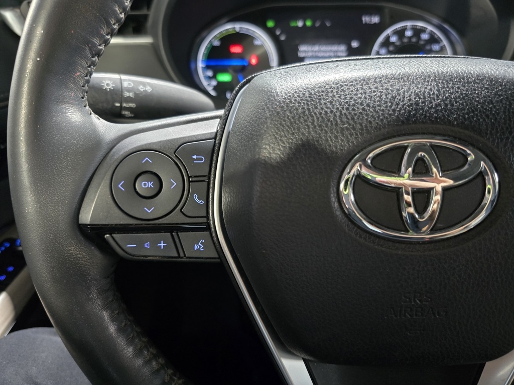 Thumbnail: 2021 Toyota Venza - 16