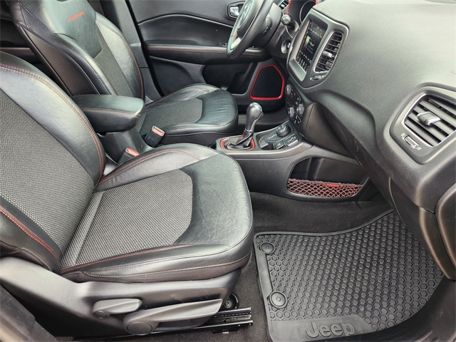 2021 Jeep Compass Trailhawk Gray at Durrett Motor Company