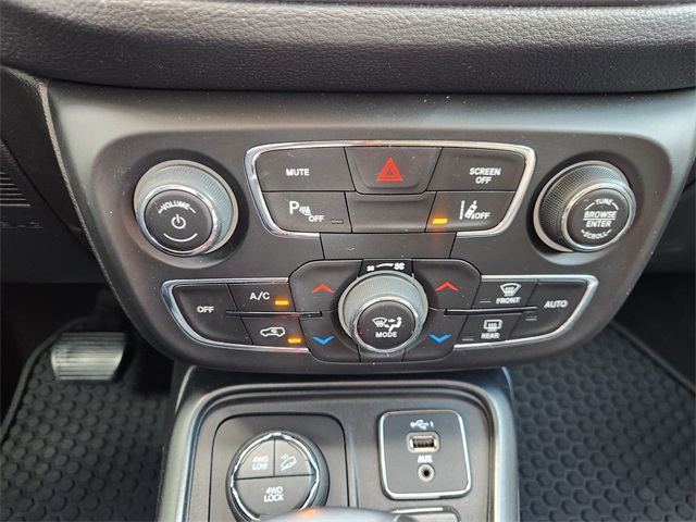 2021 Jeep Compass Trailhawk Gray at Durrett Motor Company