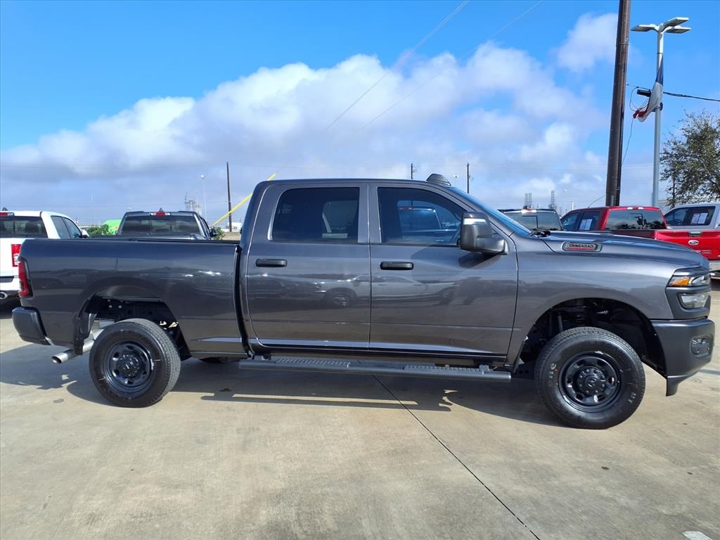2025 Ram 2500 Tradesman - 3