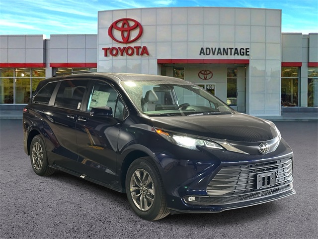 2026 Toyota Sienna XLE 7-Passenger FWD
