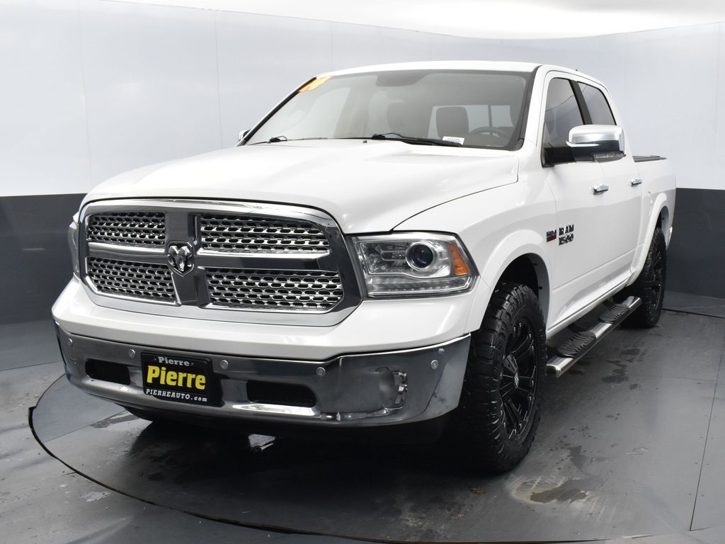 2014 RAM 1500 Laramie Crew Cab 4WD