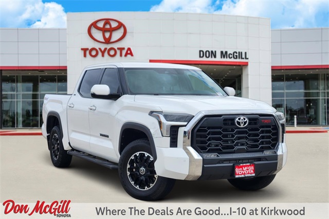 2023 Toyota Tundra SR5 CrewMax Cab 4WD