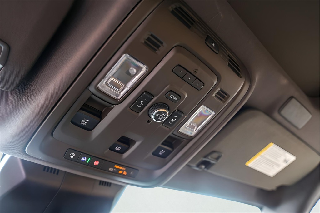 Used Car 2021 Cadillac Escalade Esv  Premium For Sale Under $70,000 In Austin, Texas