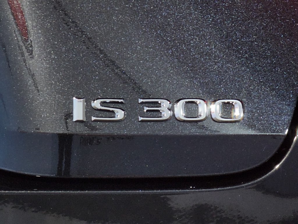 Thumbnail: 2025 Lexus IS - 11