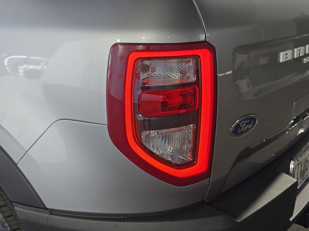 Thumbnail: 2023 Ford Bronco Sport - 10
