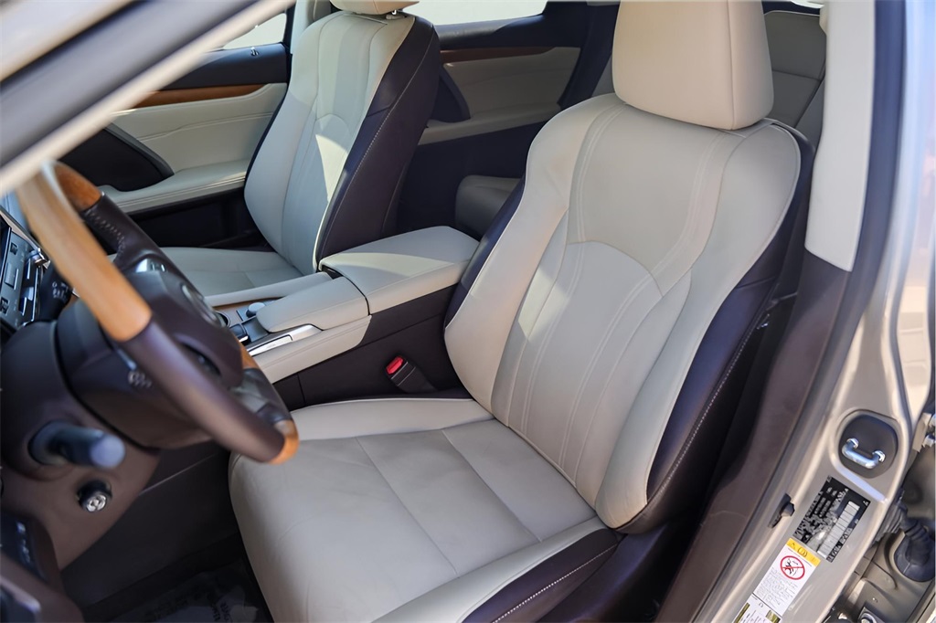 Used Car 2019 Lexus Rx  350 For Sale Under $35,000 In Austin, Texas