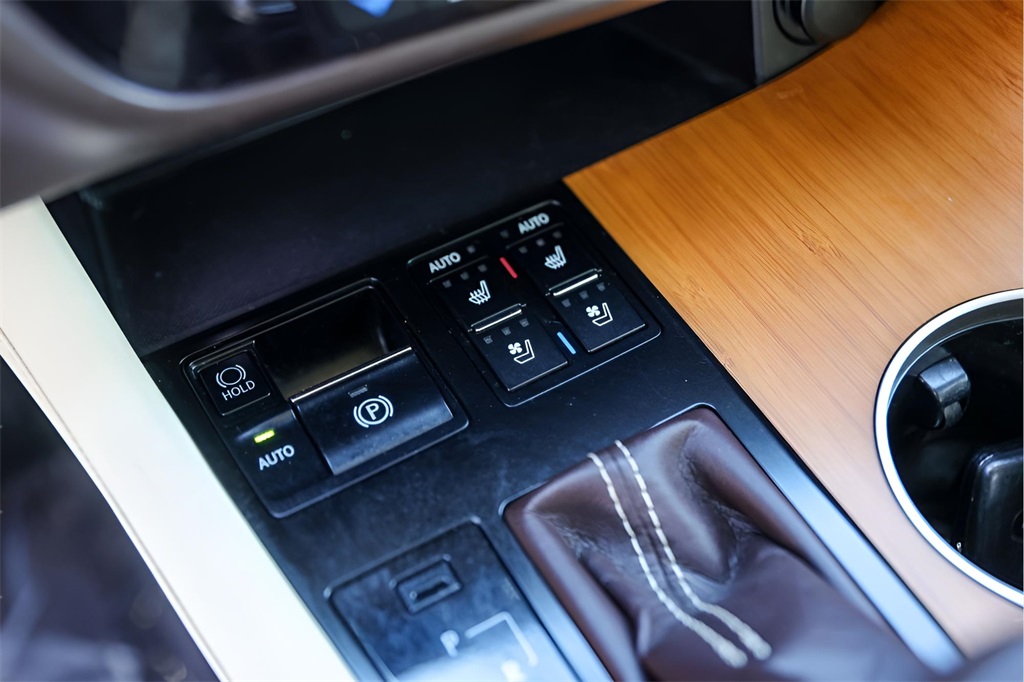 Used Car 2019 Lexus Rx  350 For Sale Under $35,000 In Austin, Texas