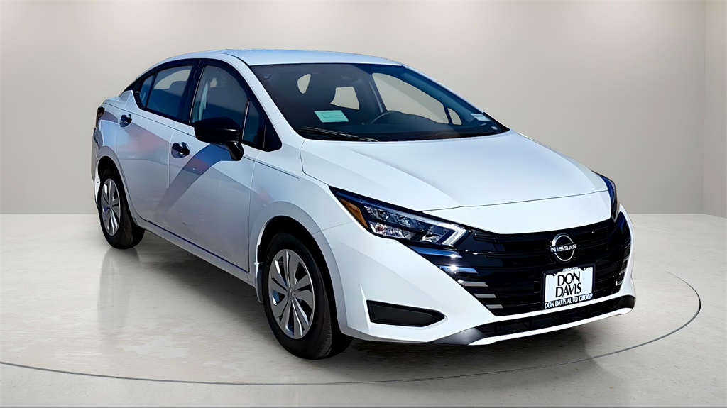 2025 Nissan Versa