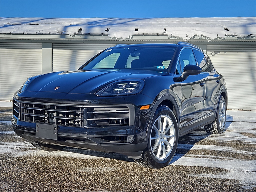 2025 Porsche Cayenne AWD
