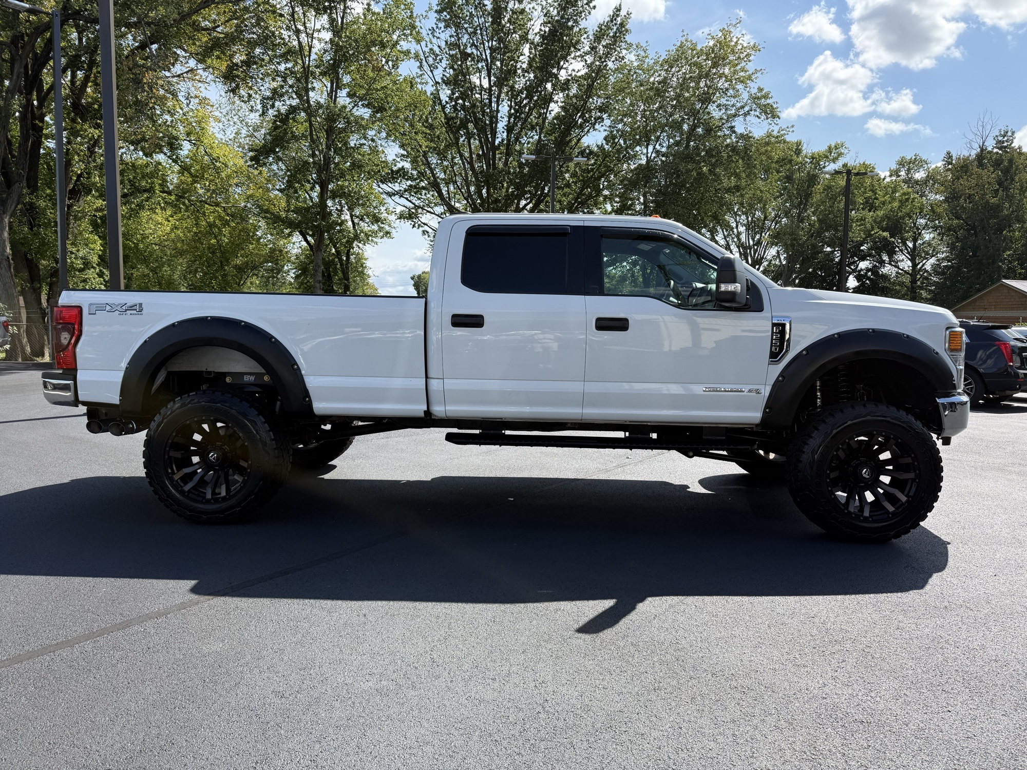 2021 Ford F-250 XLT photo 8