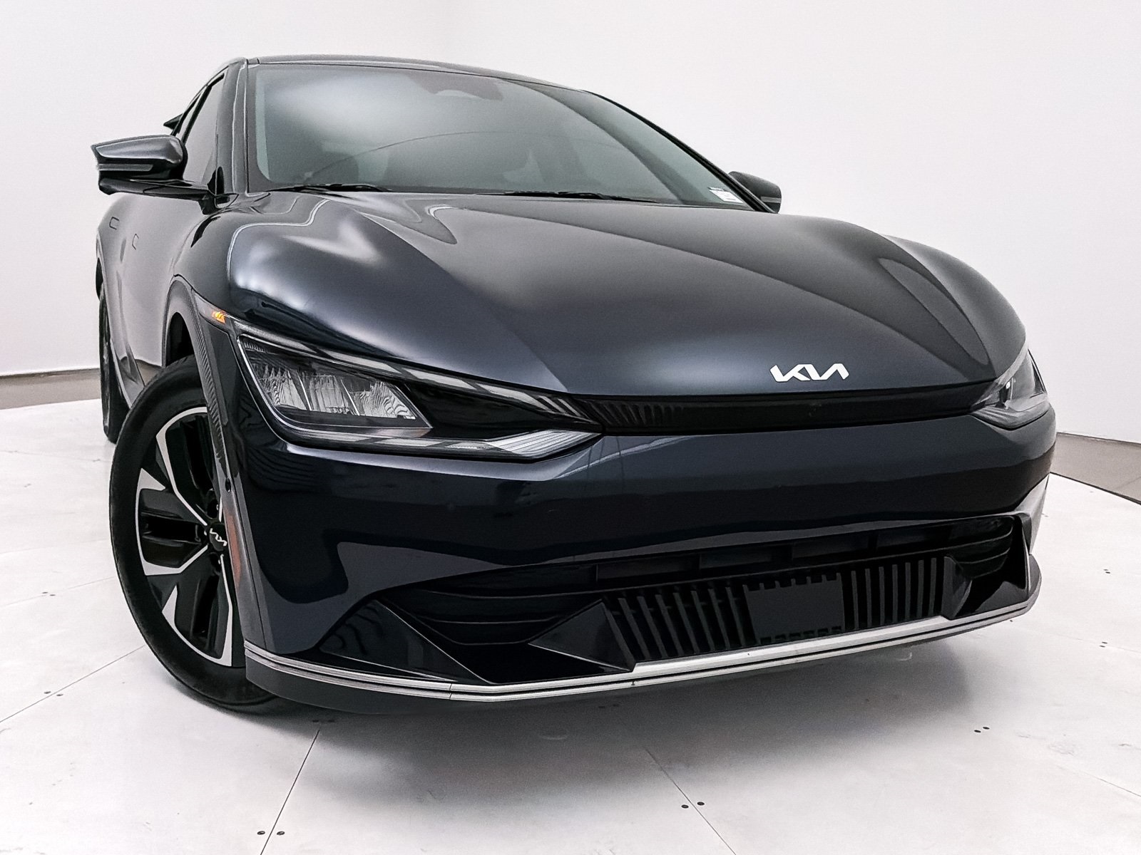 Used 2023 Kia EV6 Wind with VIN KNDC34LA0P5608985 for sale in Scottsdale, AZ