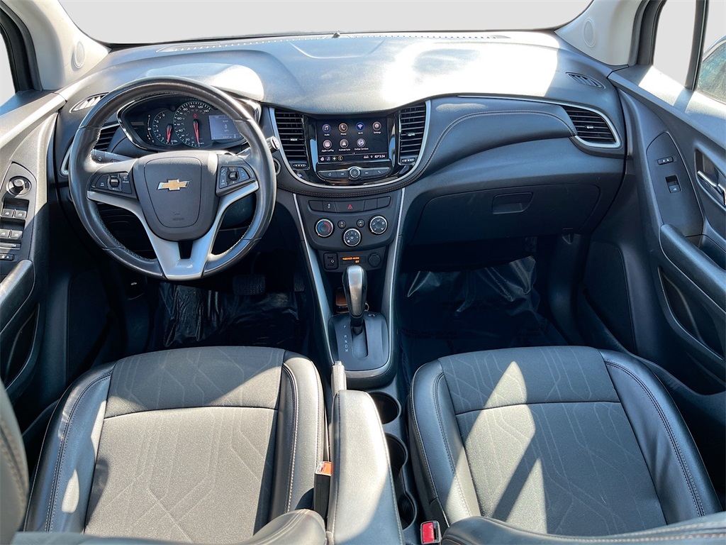 2022 Chevrolet Trax LT Blue at Bravo Nissan