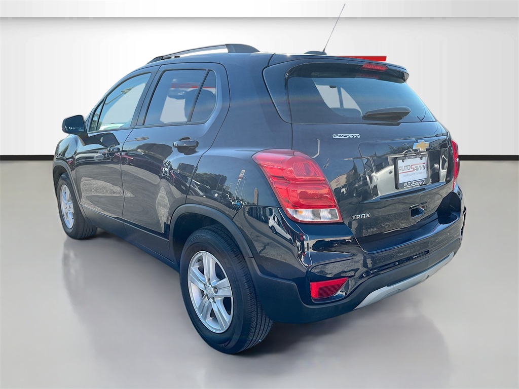 2022 Chevrolet Trax LT Blue at Bravo Nissan