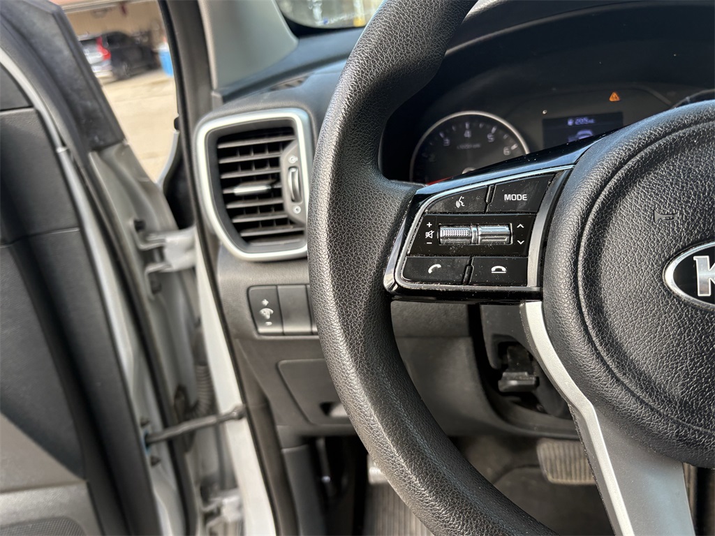 2020 Kia Sportage LX Silver at Community Kia
