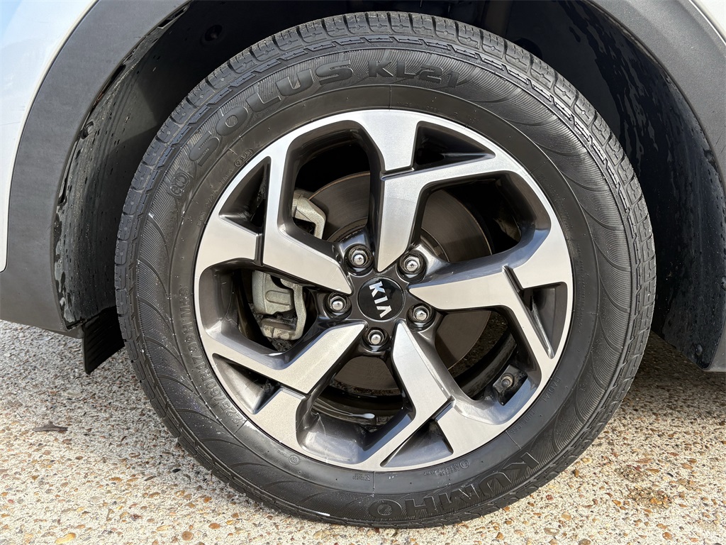 2020 Kia Sportage LX Silver at Community Kia