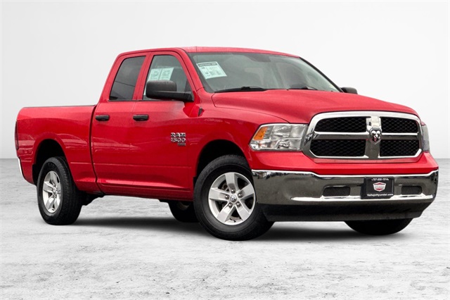 2024 RAM 1500 Classic SLT Quad Cab 4WD