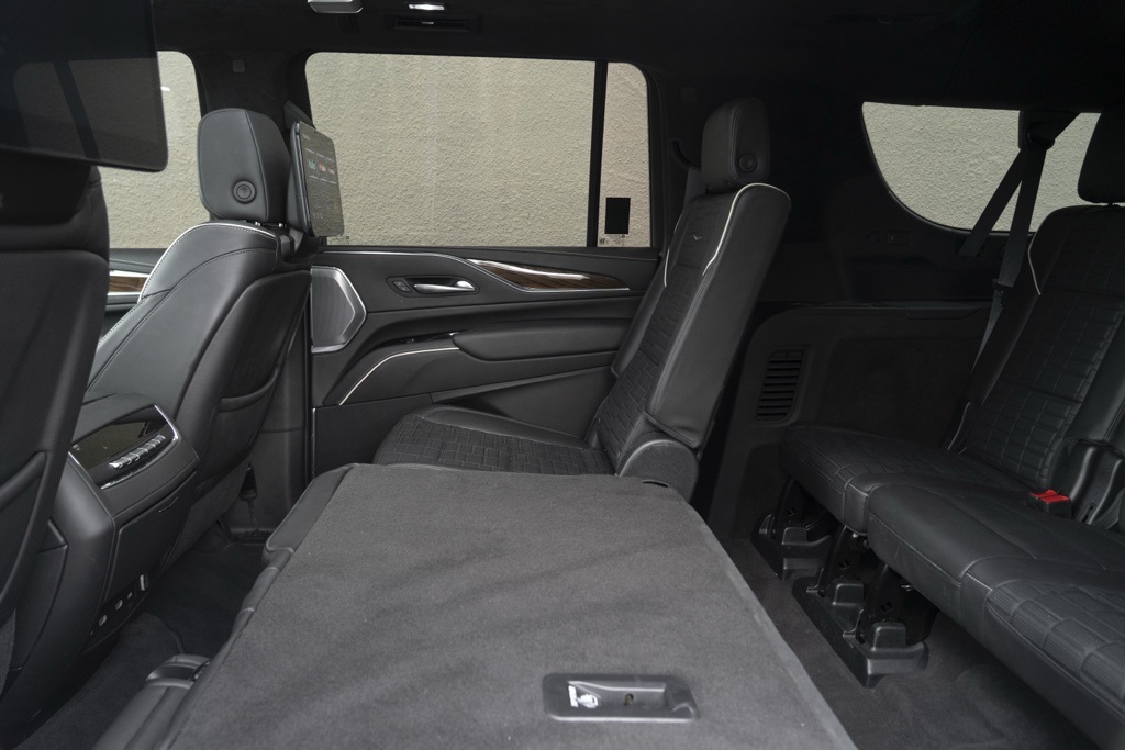 2023 Cadillac Escalade ESV Sport Platinum - Photo 45