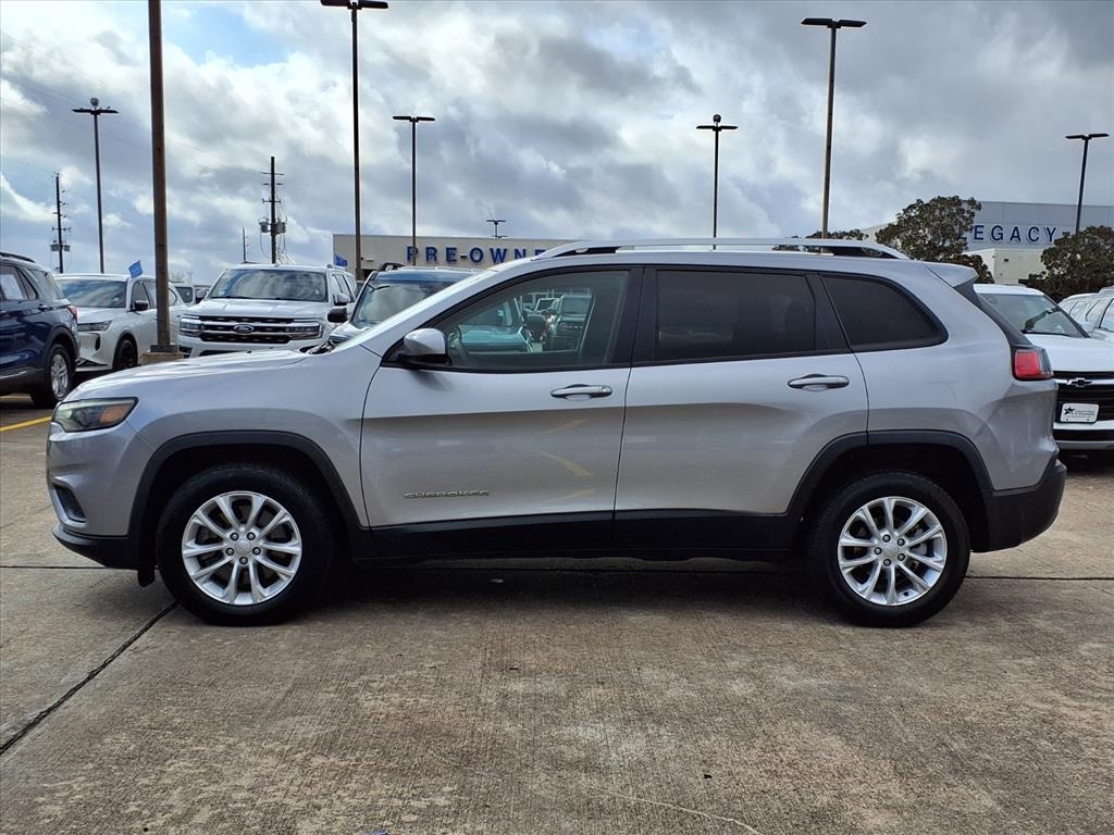 2020 Jeep Cherokee Latitude Silver at Martin Chrysler Dodge Jeep Ram