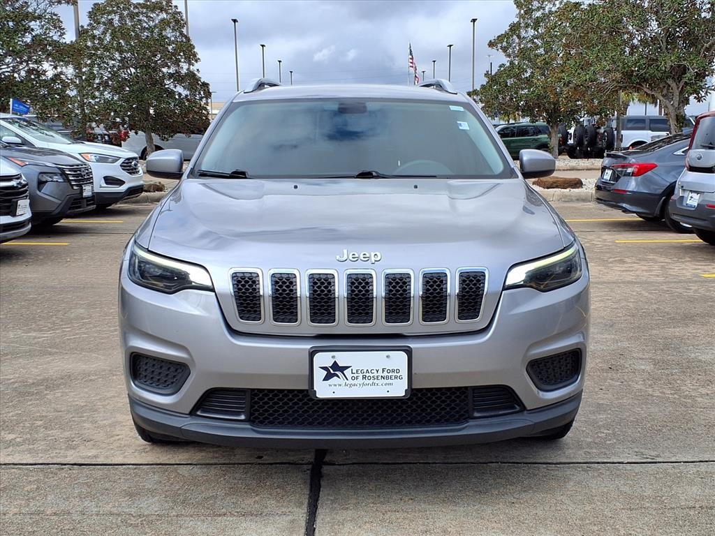 2020 Jeep Cherokee Latitude Silver at Martin Chrysler Dodge Jeep Ram