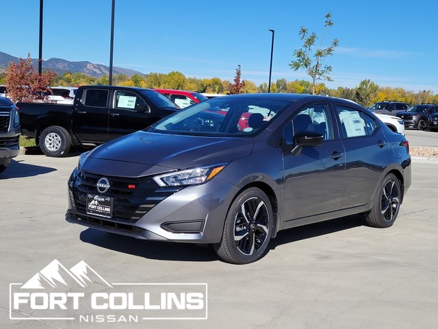 2025 Nissan Versa SR FWD