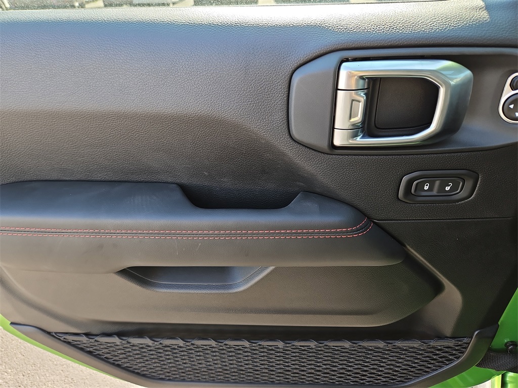 2025 Jeep Wrangler Rubicon - 6