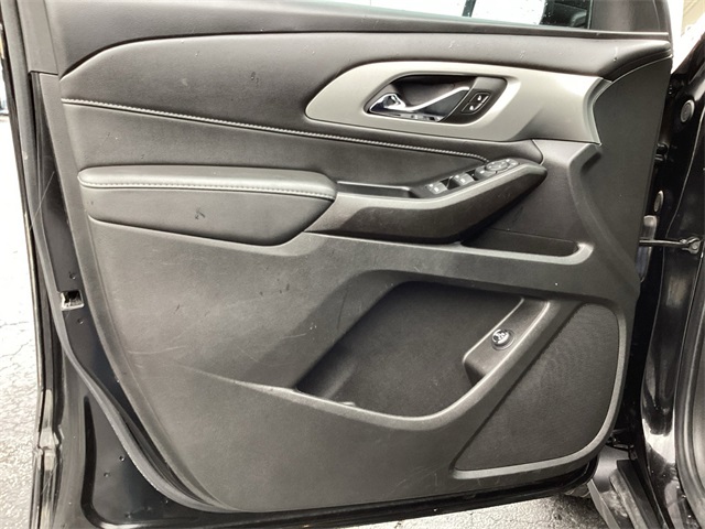 Used Car 2023 Chevrolet Traverse  Lt For Sale Under $30,000 In San Antonio, Texas