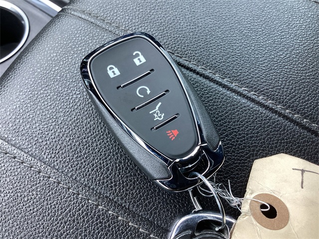 Used Car 2023 Chevrolet Traverse  Lt For Sale Under $30,000 In San Antonio, Texas