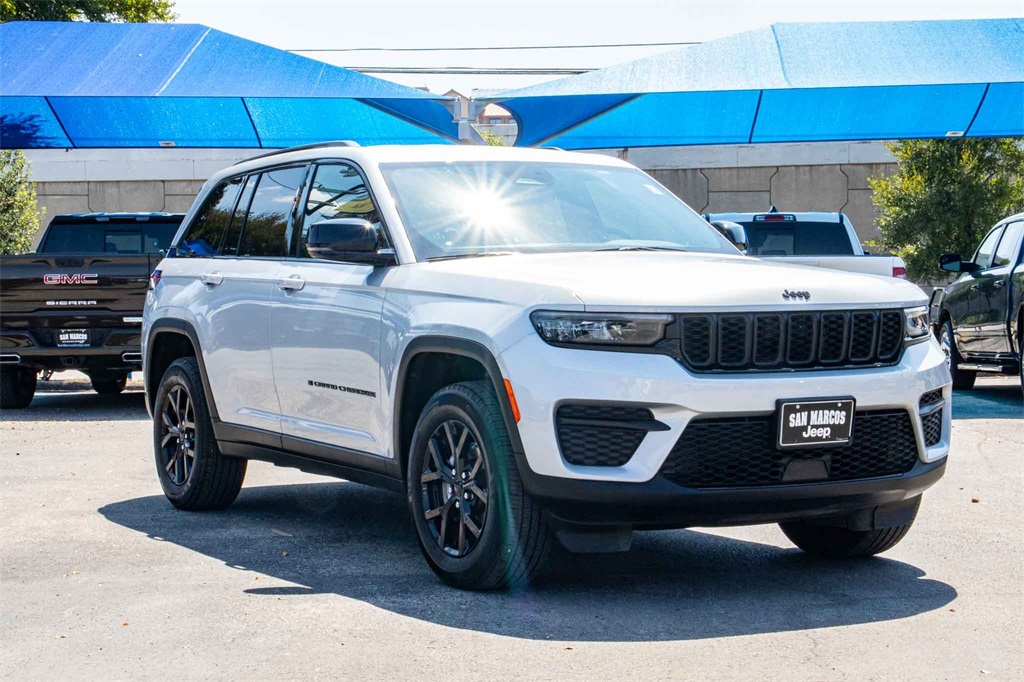 Used Car 2024 Jeep Grand Cherokee  Altitude X For Sale Under $35,000 In San Marcos, Texas