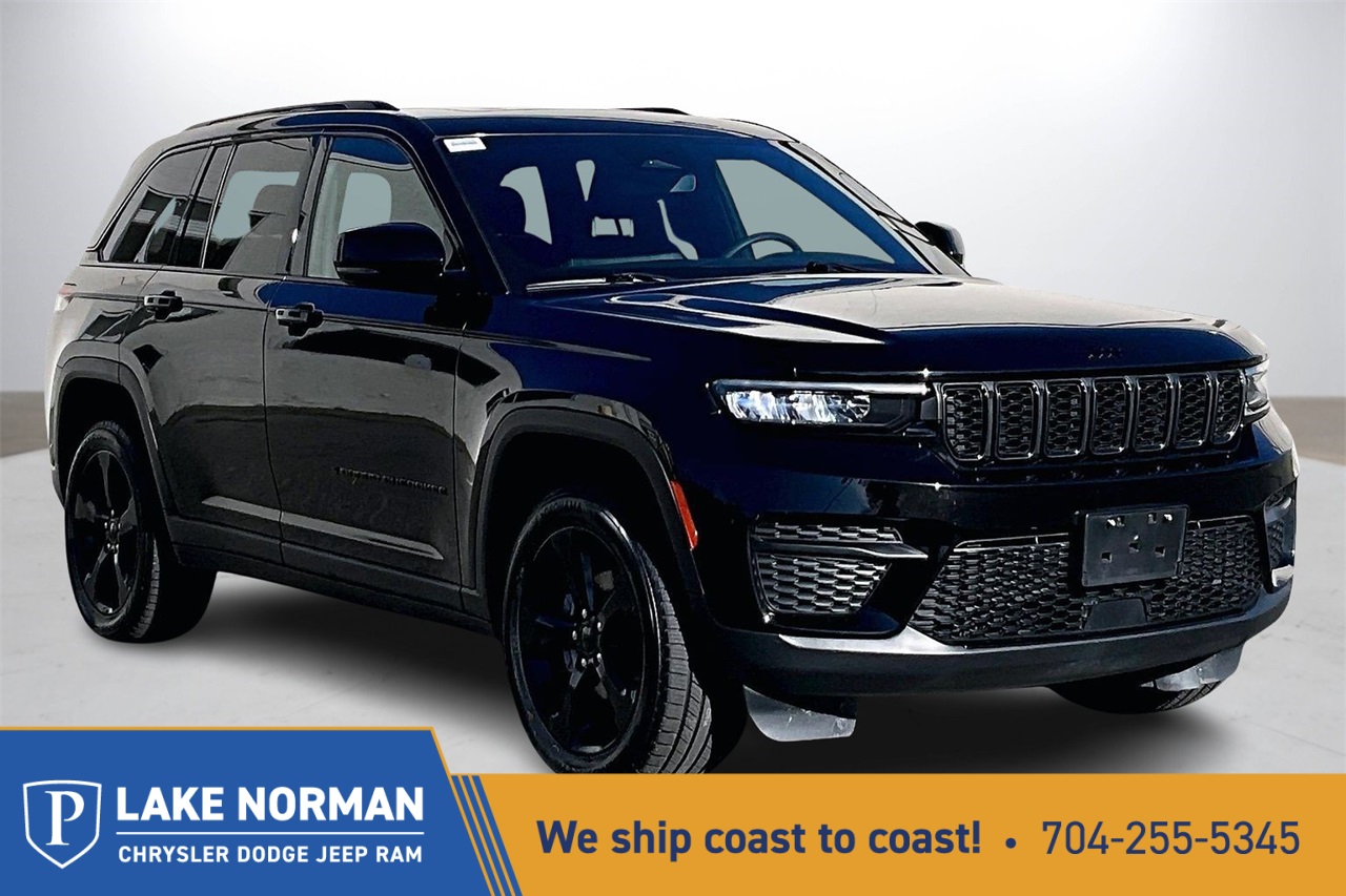 2023 Jeep Grand Cherokee Altitude 4WD